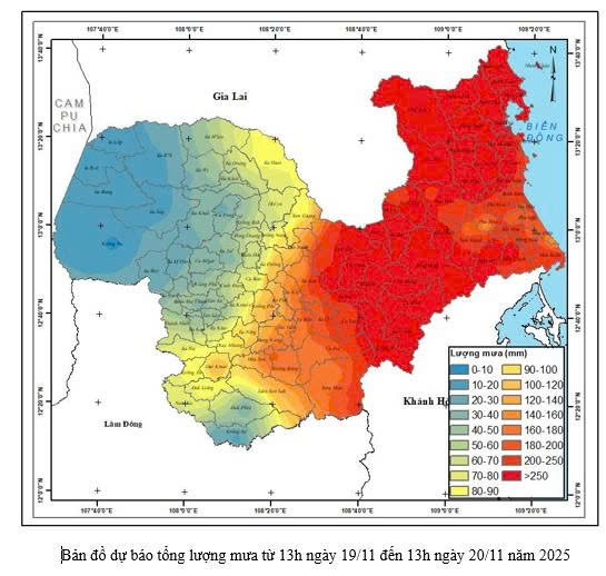 Dự báo tổng lượng mưa từ 13h ngày 19/11 đến 13h ngày 20/11/2025